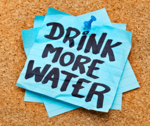 A note saying "Drink more water"